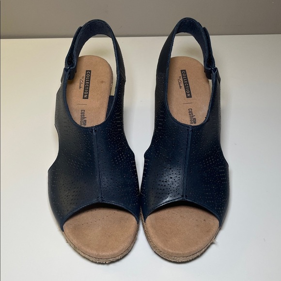 Clarks Lafley Rosen Wedge Sandals in Navy  Leather Slingback Sandals Size 8.5 - Picture 2 of 8
